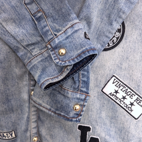 Oversized Denim Patched Jacket medium - Picture 3 of 4